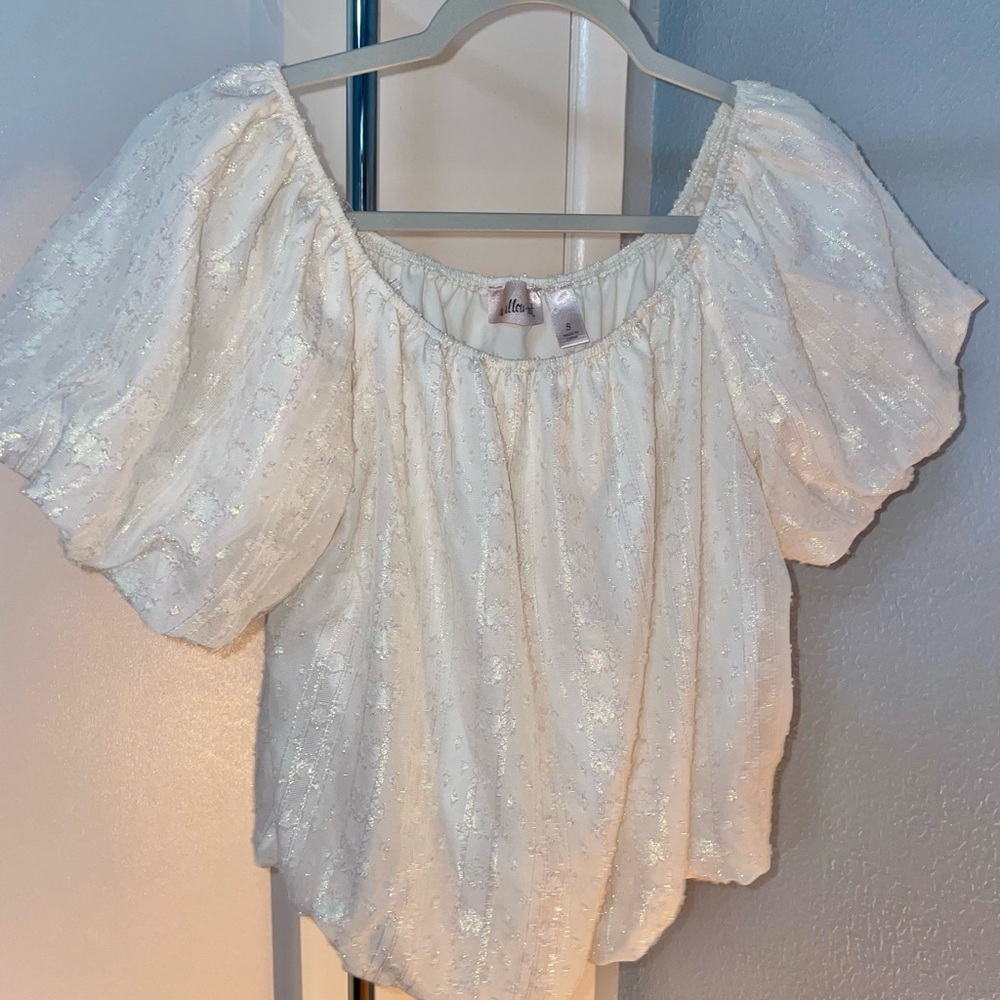 Willow & Root cream shimmer blouse | great condition